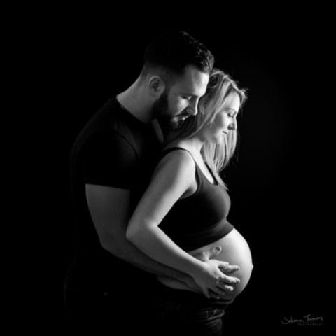 Photo de grossesse en studio
