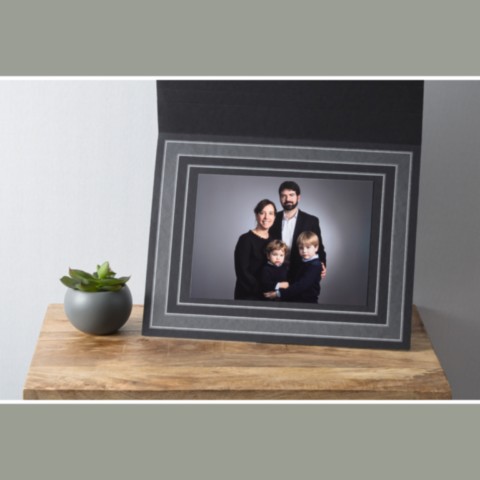 Tirage avec chemise cartonnée noire